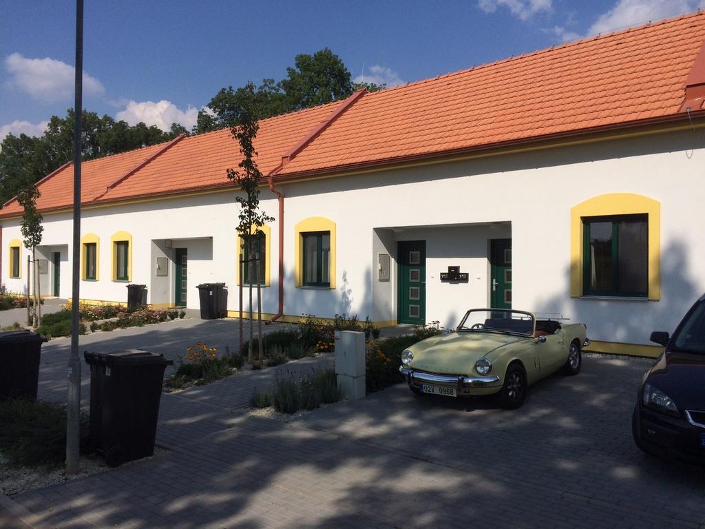 Apartmany Hlohovec Bagian luar foto